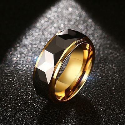 Men's 8mm Gold Black Faceted Tungsten Carbide Rings High Polished Wedding Bands for Couple Fashion Jewelry Comfort Fit