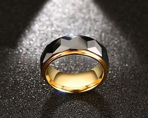 Men's 8mm Gold Black Faceted Tungsten Carbide Rings High Polished Wedding Bands for Couple Fashion Jewelry Comfort Fit
