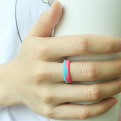 Geometric Women Silicone Ring 5.7mm Two Tone Breathable For Wedding